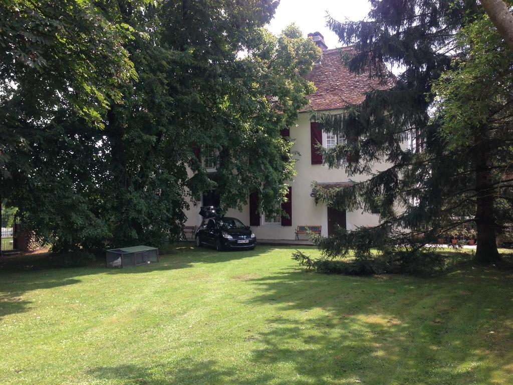 Arret Et Aller Argagnon Exterior photo